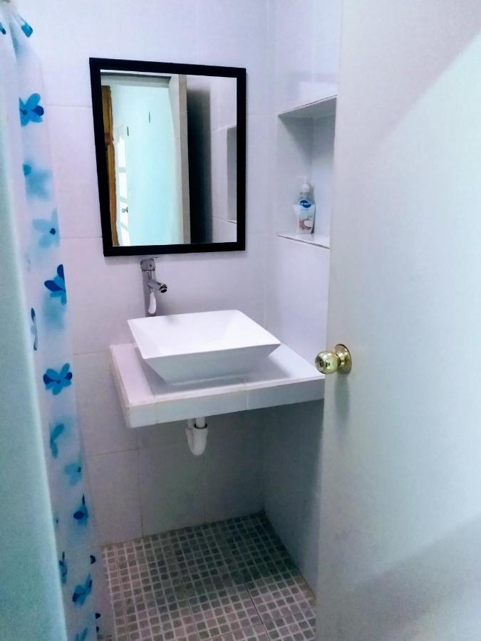 Hotel Casa Ixchel - 450M To Downtown, Wifi, Hot Water, Ac à Valladolid  Extérieur photo